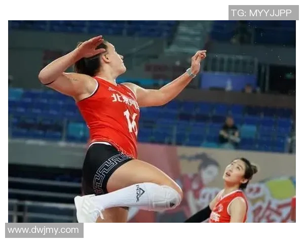 赛后分析:上海排球队与广州排球队的战术对决及其影响探讨 赛后分析:上海排球队与广州排球队的战术对决及其影响探讨