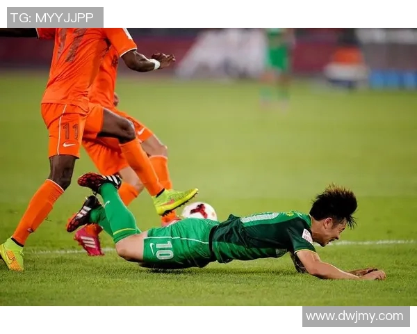 足球明星因特效失控自吓一跳引发网络热议与粉丝关注 足球明星因特效失控自吓一跳引发网络热议与粉丝关注